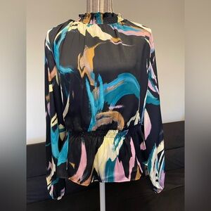 NWT Nine West Abstract Cuffed Blouse